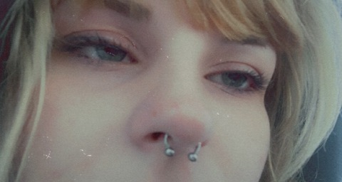 Header of ahegao.brat