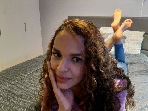 Header of aleskafeet