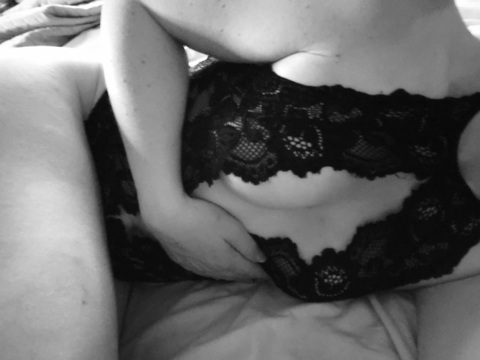 Header of ameliaononly