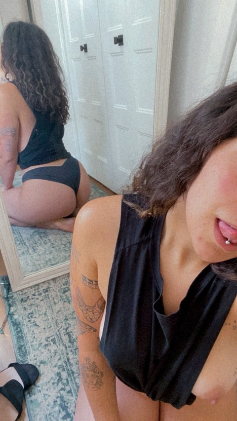 Header of appleb0ttomjeans