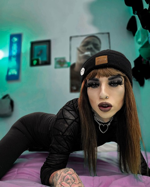 Header of aubreyyfiercee