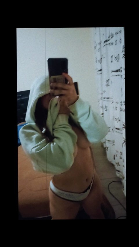 Header of baby_ashxox