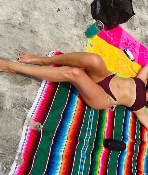 Header of baddiebutclassy