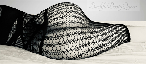 Header of bashfulbootyqueen