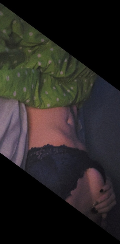 Header of blazingredtemptation