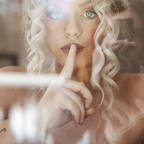 Em (buckethatbabe) Leaks OnlyFans 

 profile picture