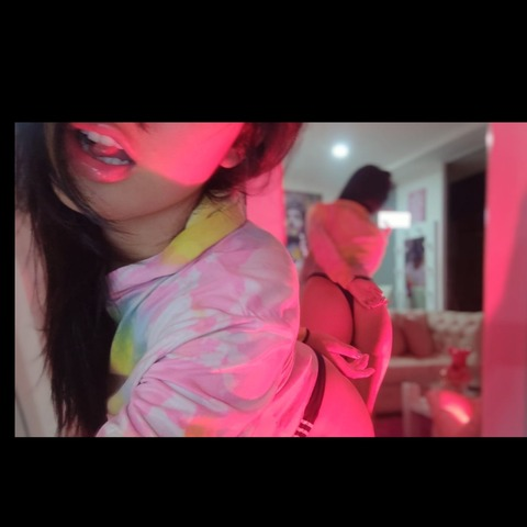 Header of camila_rodrice