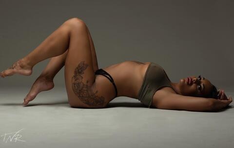 Header of christinamayuk