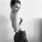 Onlyfans leak coralemily 

 profile picture