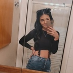 Dee 🦋 (deannamariexo) Leak OnlyFans 

 profile picture