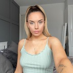 Faye Harvey (fayeharvs) Leak OnlyFans 

 profile picture