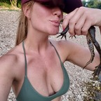 fromredwithlove OnlyFans Leaks 

 profile picture