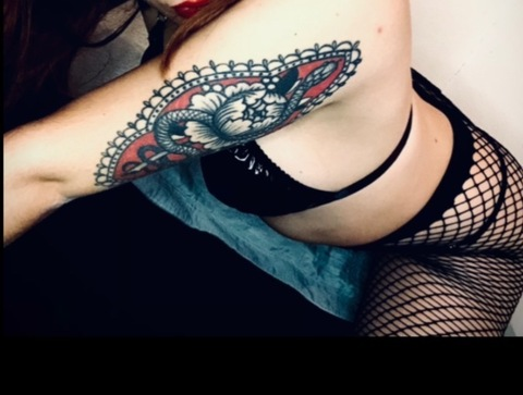 Header of gingertransgirl