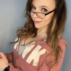 glassescutie24 (Dallas) OnlyFans Leaks [UPDATED] profile picture
