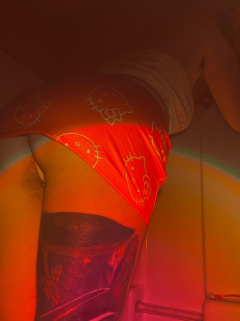 Header of gnargrrrl666