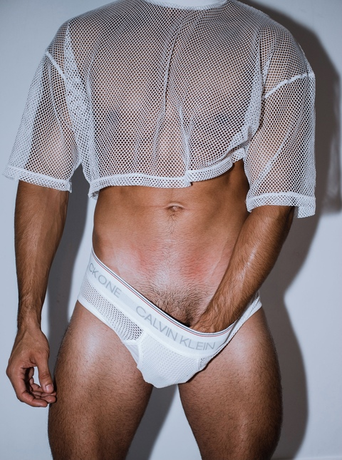 Header of guapoboy