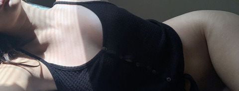 Header of honeybum330