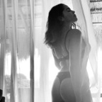 itsmeyvi OnlyFans Leak 

 profile picture