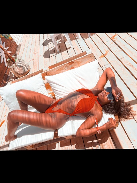 Header of izabellachocolate