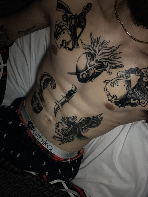 Header of joeywickedd