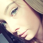 Jolene (@jolenaaxx) Leaked OnlyFans 

 profile picture