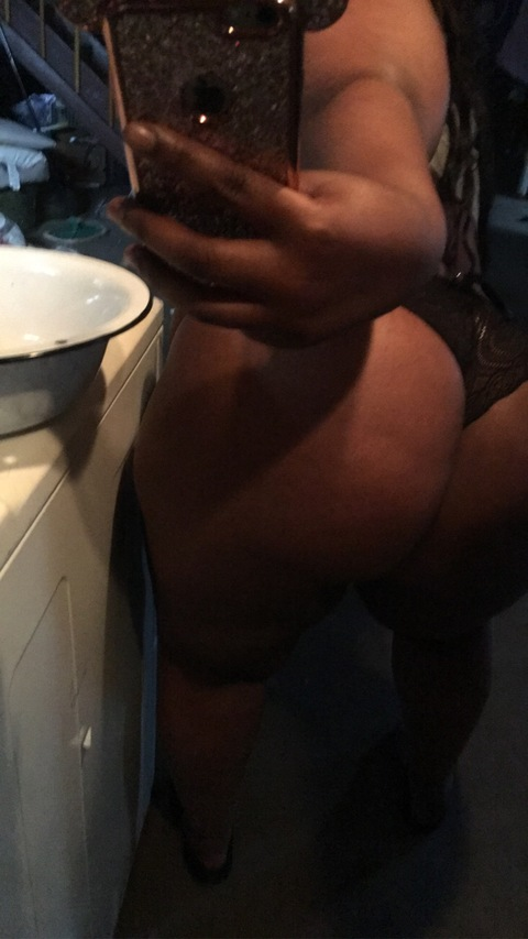 Header of juicynaee28