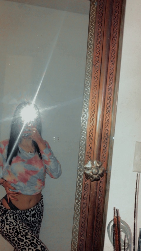 Header of karely.b