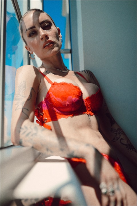 Header of katiekatekatelynn