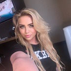 kellymilana (KellyMilana💖) OnlyFans Leaked Pictures & Videos 

 profile picture