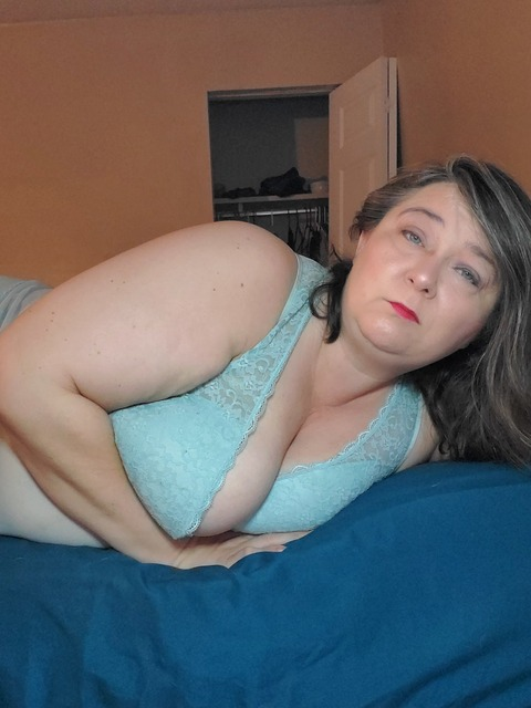 Header of kinkybbwbookworm