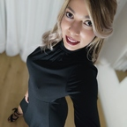 kmilakrrillo (Kmila krrillo) OnlyFans content 

 profile picture