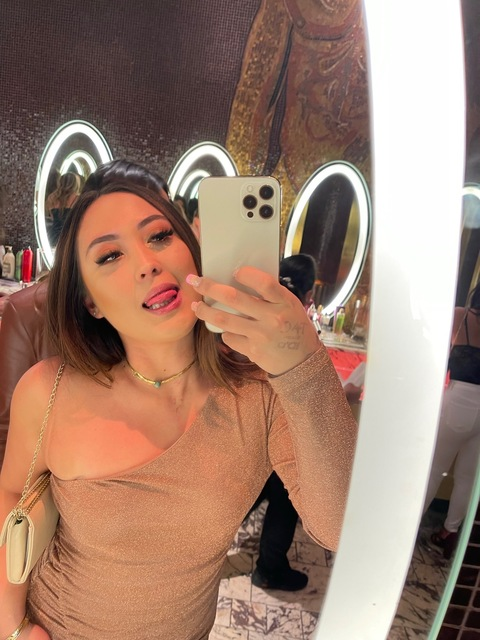 Header of kourtinhawaii