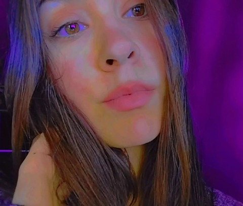 Header of laribabyy