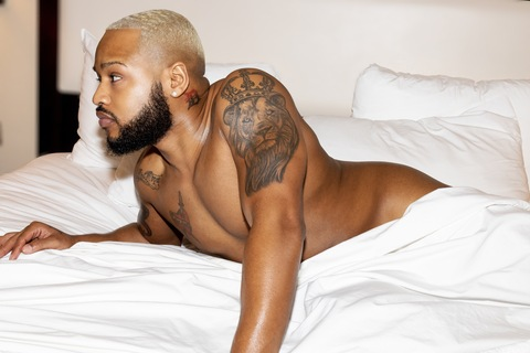 Header of leauxangel