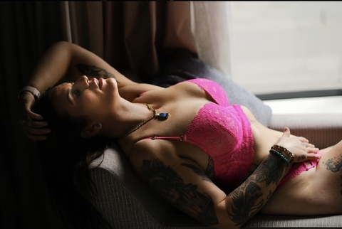 Header of lila_joy_1