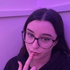 Lilly Moore (@lilly.moore) Leaks OnlyFans 

 profile picture