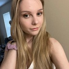 Lily Brooke (@lily_brooke) Leak OnlyFans 

 profile picture