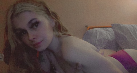 Header of luvelypeachesa