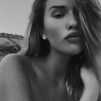 Download malunaaa OnlyFans content for free 

 profile picture