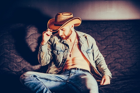 Onlyfans leak mathisredd - LeakedOnlyF