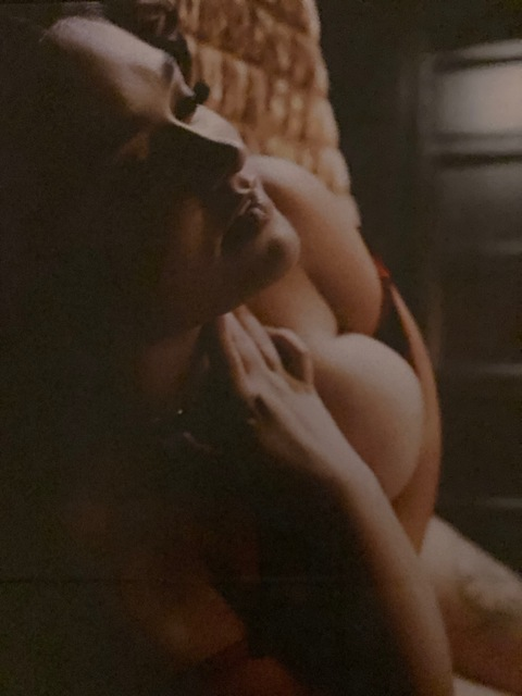 Header of messymommy56