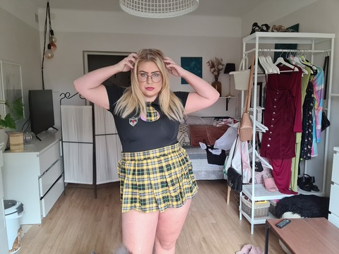 Onlyfans leaks mikaelamarina - LeakedOnlyF