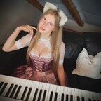 miulumi (ოiᴜ | Helena Minnalie) OnlyFans Leaked Content 

 profile picture