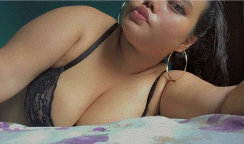Header of morenita98