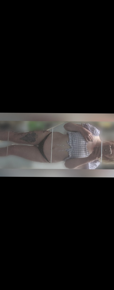 Header of mummamegg