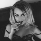 Download nanoevaesenfree OnlyFans videos and photos for free 

 profile picture