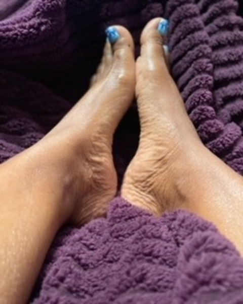 Header of obsidiansoles