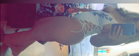 Header of phatbottomgirl