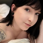 porcelain_pet (Laura) OnlyFans Leaked Pictures & Videos [!NEW!] profile picture