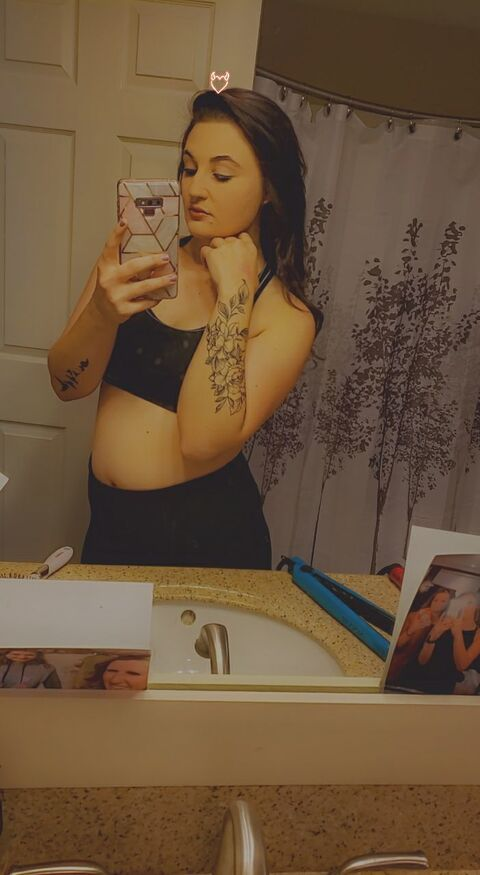 Header of prettyposionxx